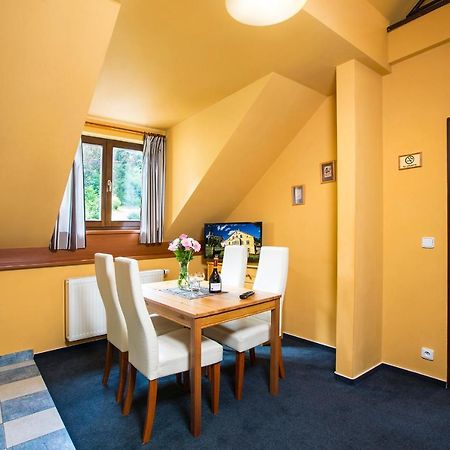 Yellow Ski Apartments Rokytnice nad Jizerou Exterior photo
